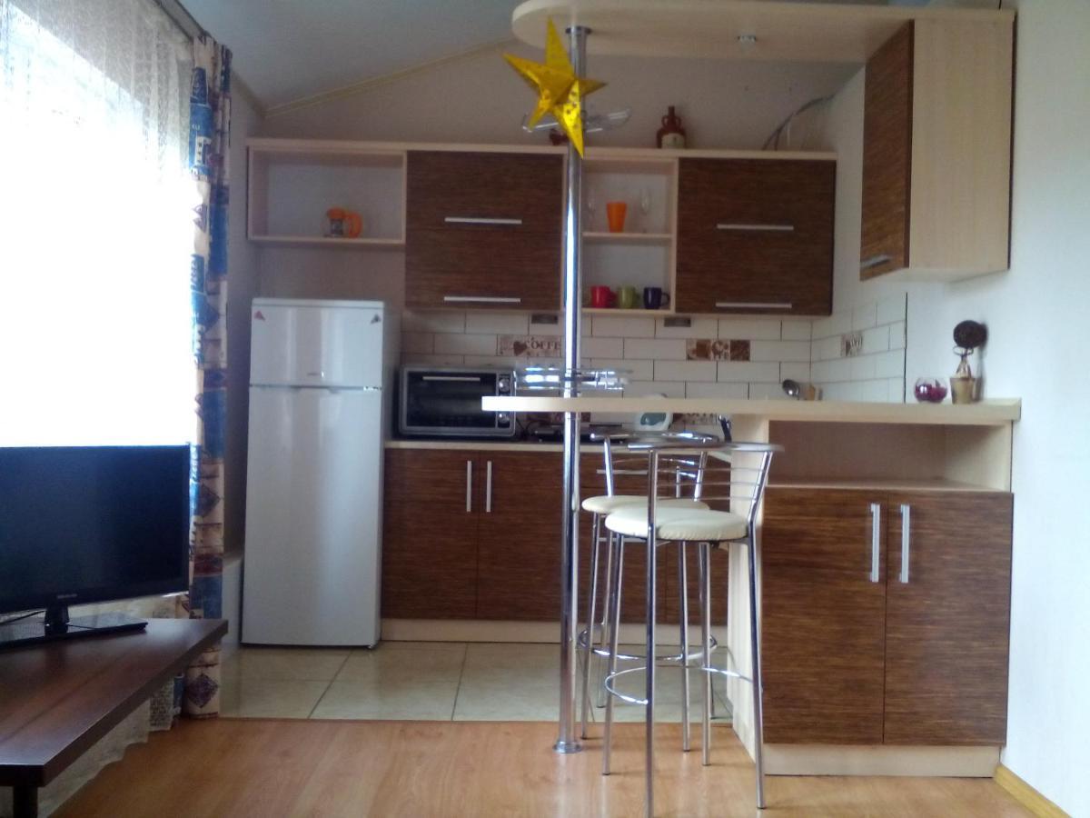 Studio Apartments In Center Mini 5 Поверх Без Ліфту ايفانو - فرانكيفسك المظهر الخارجي الصورة