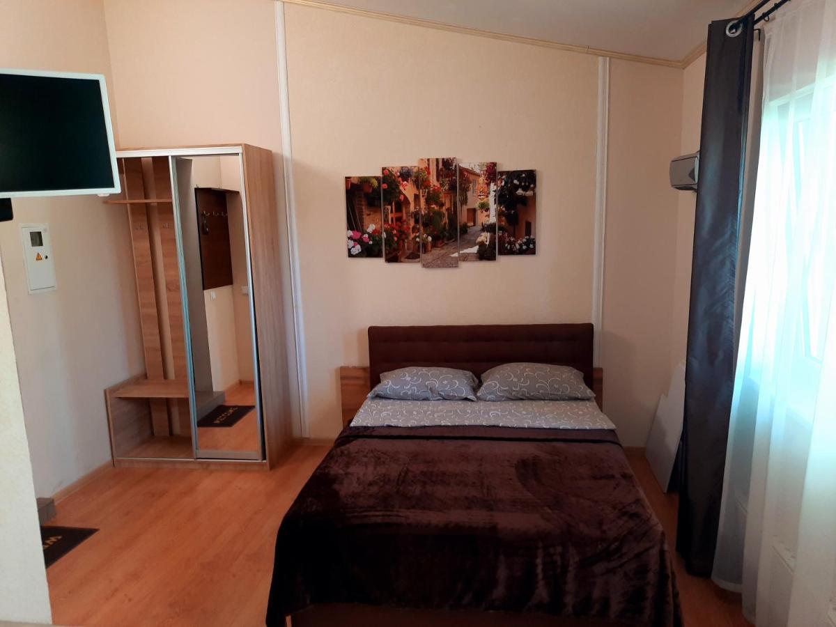 Studio Apartments In Center Mini 5 Поверх Без Ліфту ايفانو - فرانكيفسك المظهر الخارجي الصورة