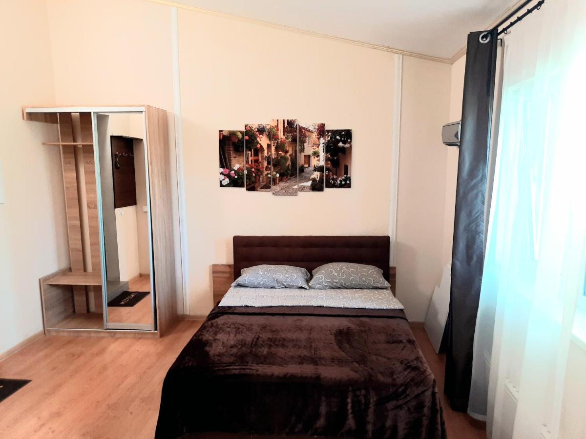 Studio Apartments In Center Mini 5 Поверх Без Ліфту ايفانو - فرانكيفسك المظهر الخارجي الصورة